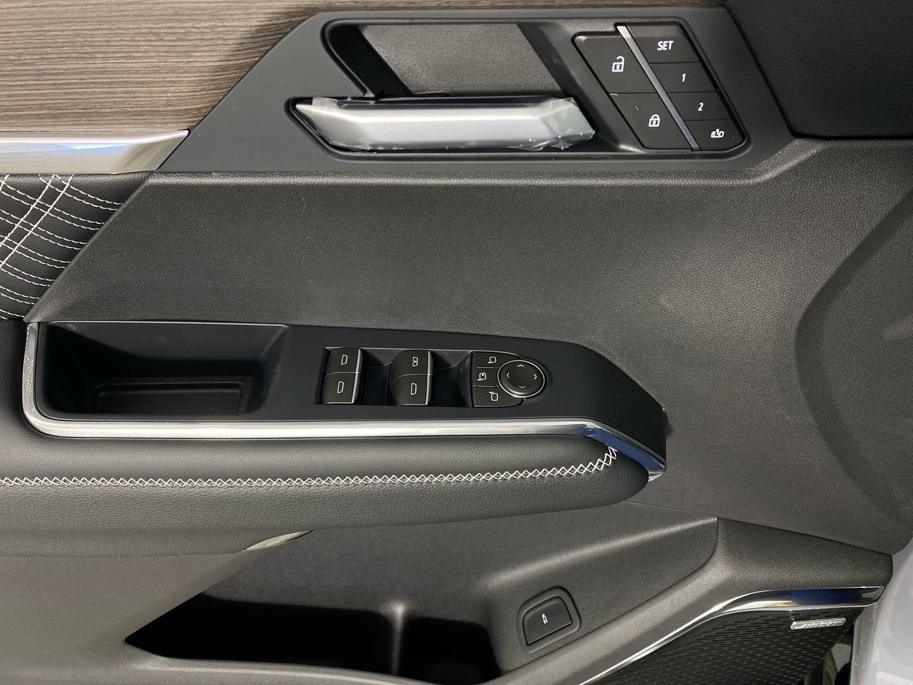 2027 GMC Acadia Denali