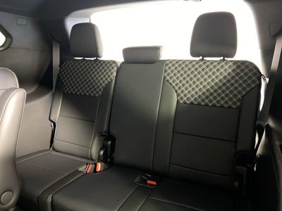 2027 GMC Acadia Denali