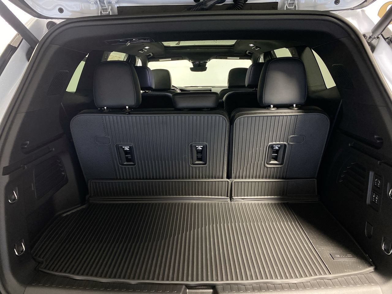 2027 GMC Acadia Denali