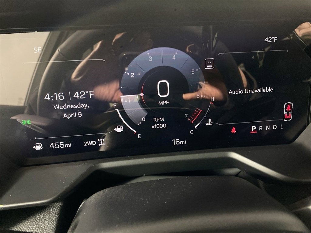 2025 GMC Acadia Elevation