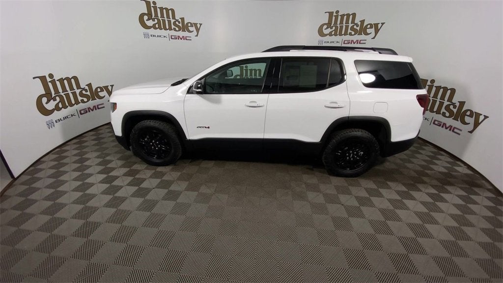 2023 GMC Acadia AT4