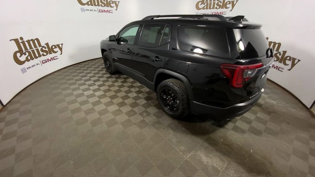 2023 GMC Acadia AT4