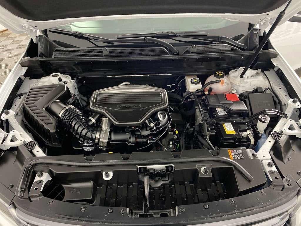 2023 GMC Acadia AT4
