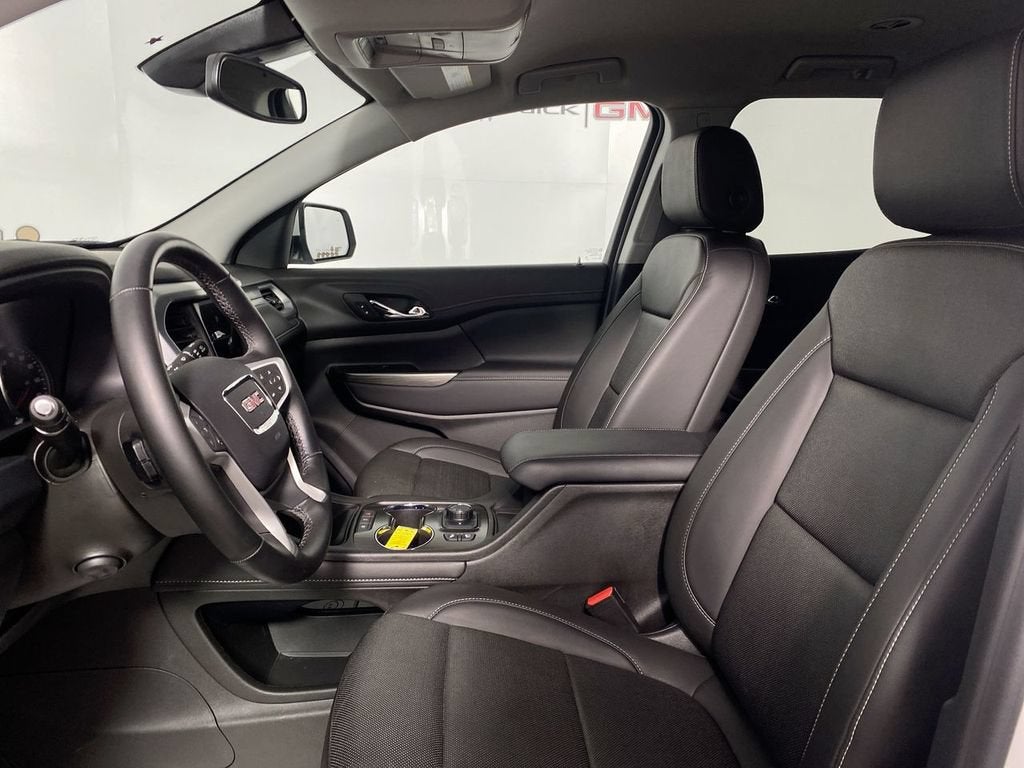 2023 GMC Acadia SLT - Photo 11