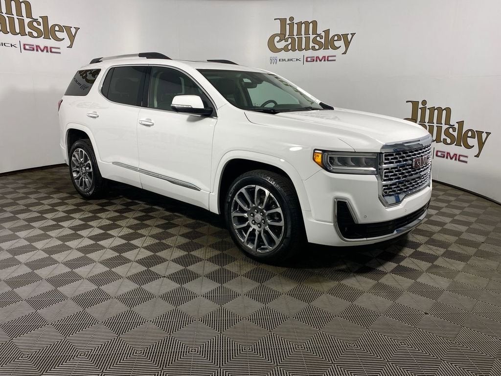 2023 GMC Acadia Denali
