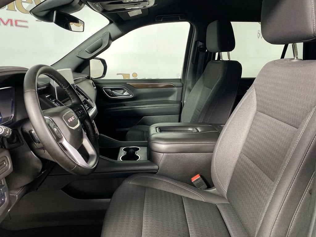 2023 GMC Yukon SLE