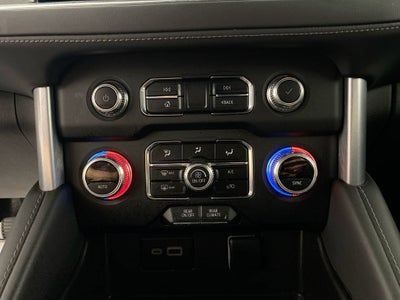 2023 GMC Yukon SLE