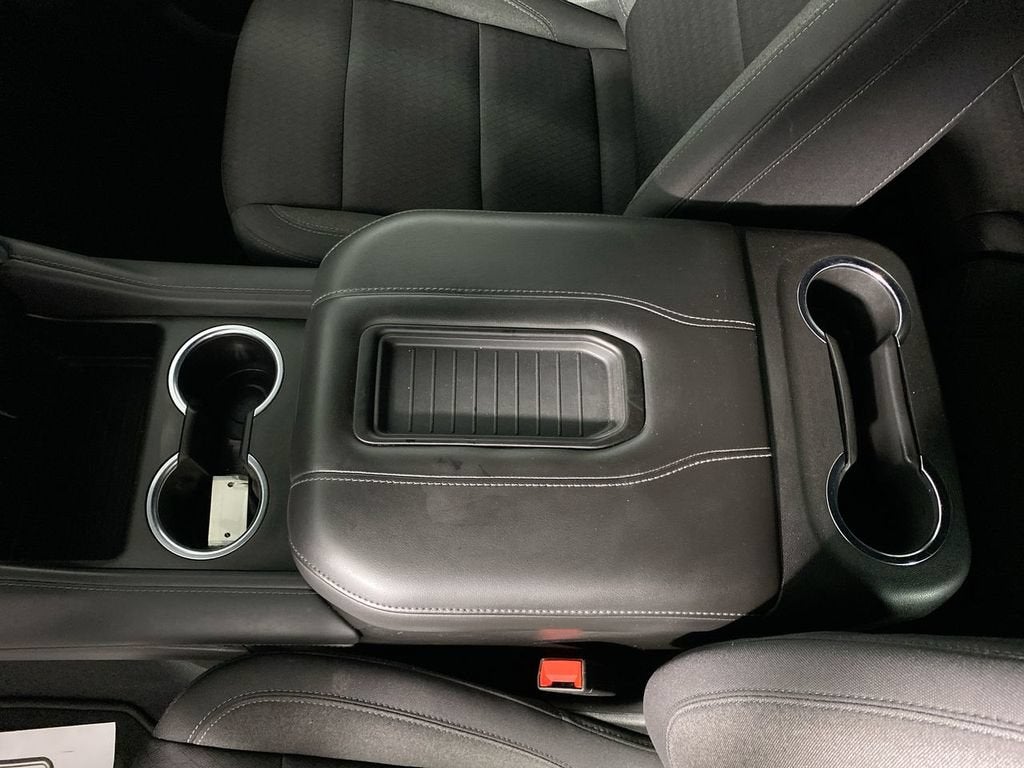 2023 GMC Yukon SLE