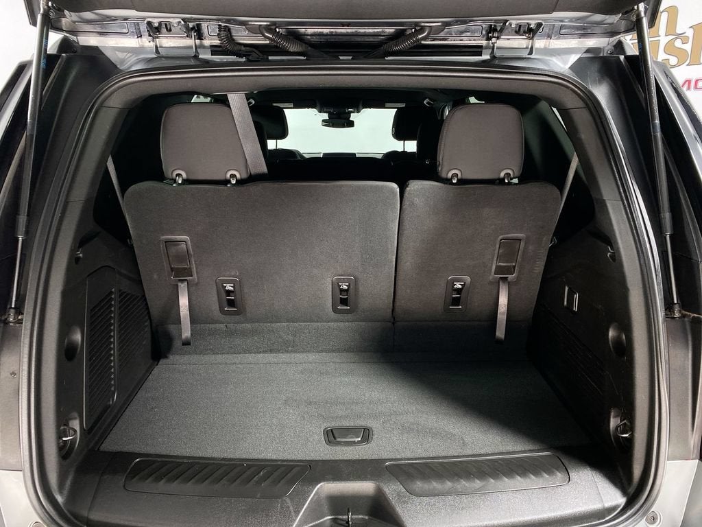 2023 GMC Yukon SLE