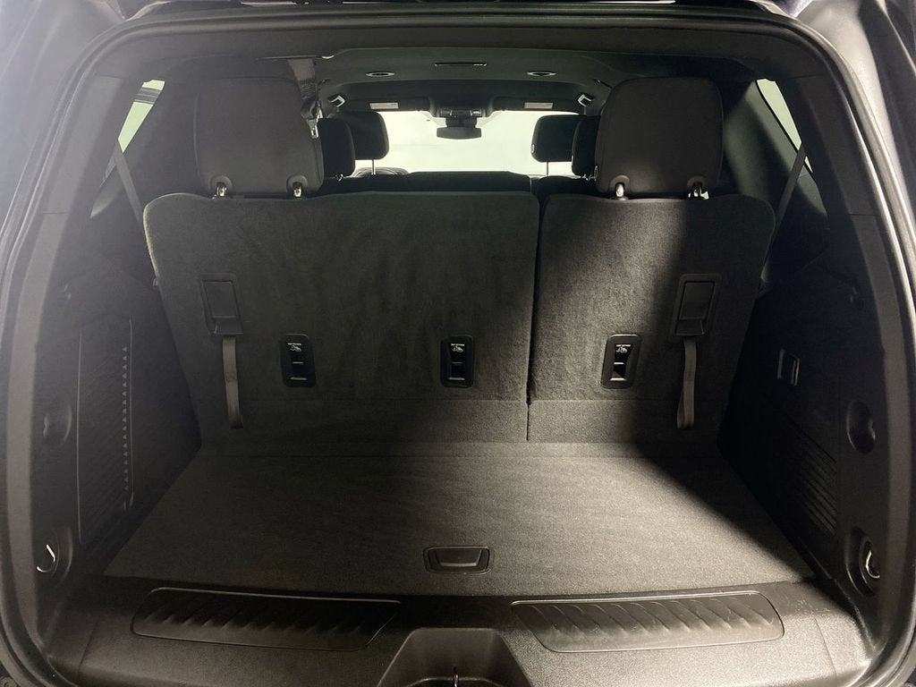 2023 GMC Yukon SLE