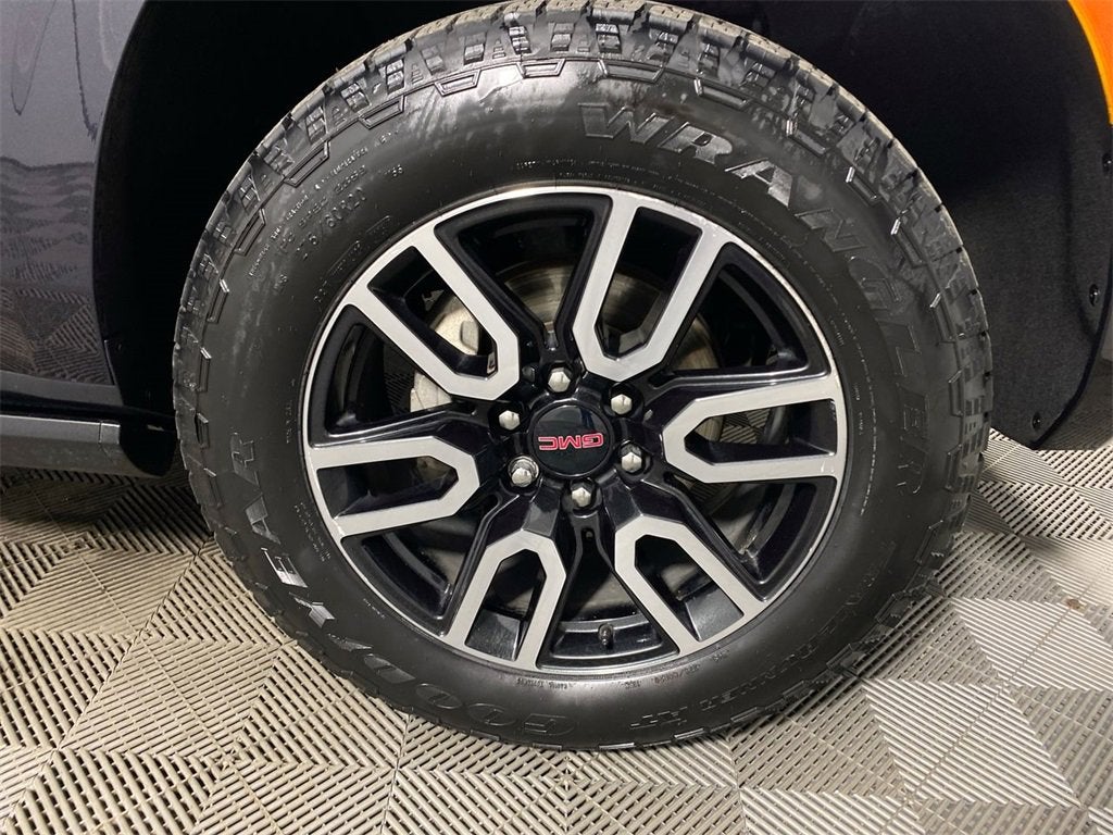 2023 GMC Yukon XL AT4