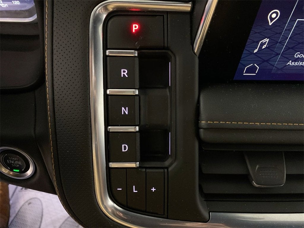 2023 GMC Yukon XL AT4