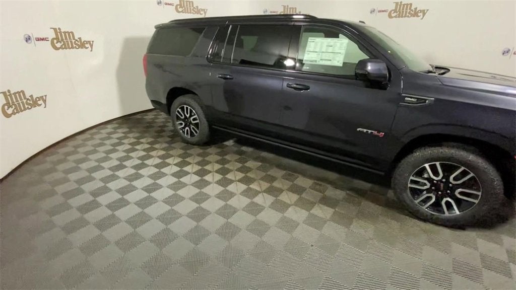 2023 GMC Yukon XL AT4