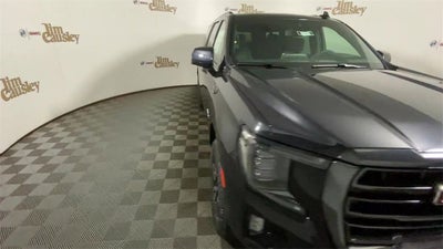 2023 GMC Yukon XL AT4