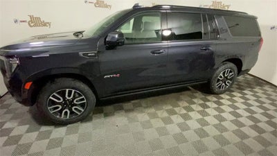 2023 GMC Yukon XL AT4