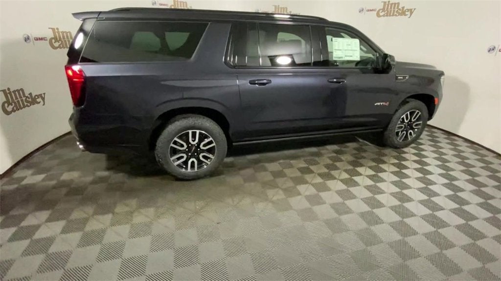 2023 GMC Yukon XL AT4