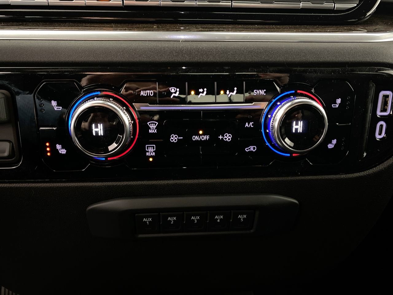 2026 GMC Sierra 3500 HD SLE DRW