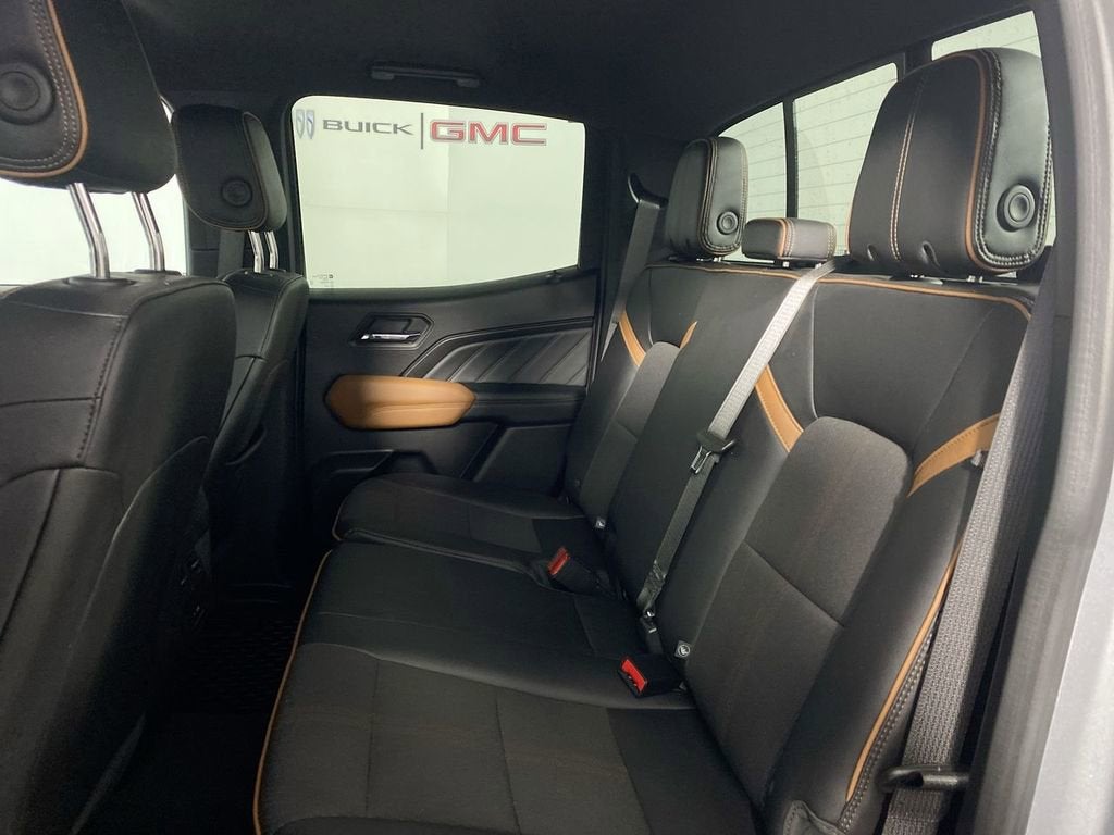 2023 GMC Canyon AT4