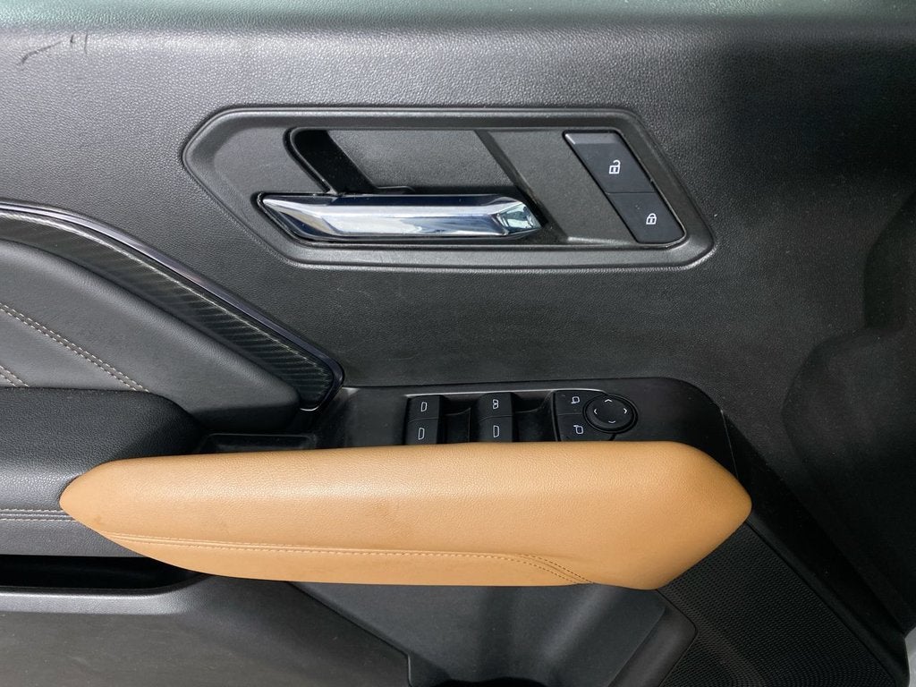 2023 GMC Canyon 4WD AT4