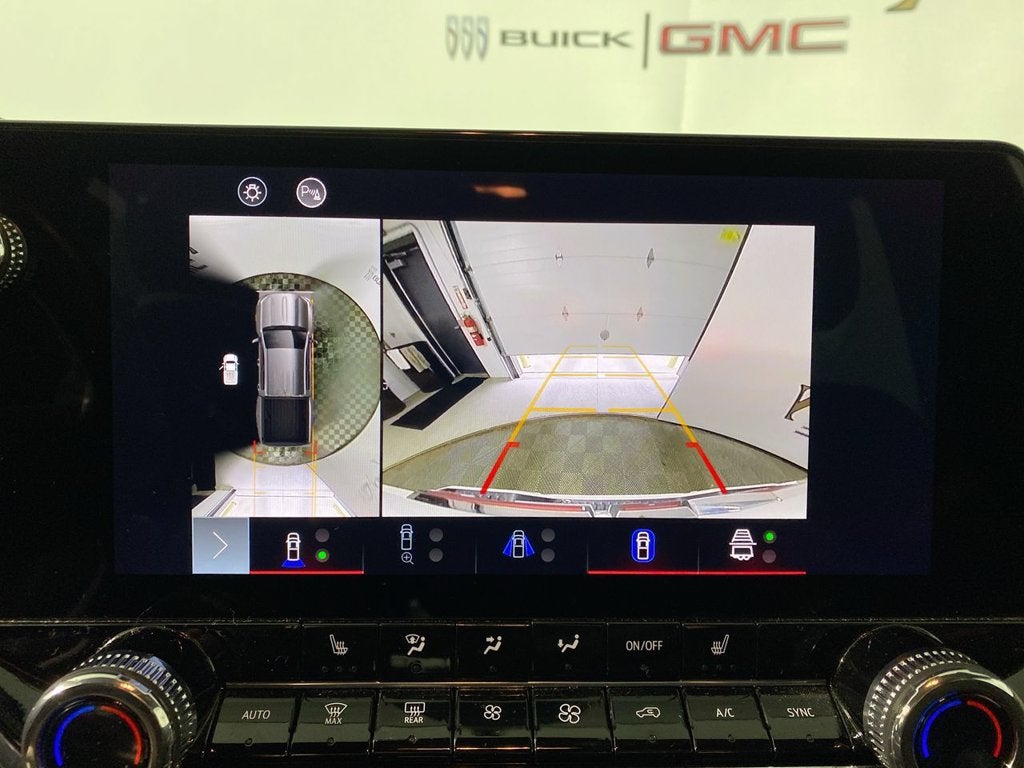 2023 GMC Canyon 4WD AT4