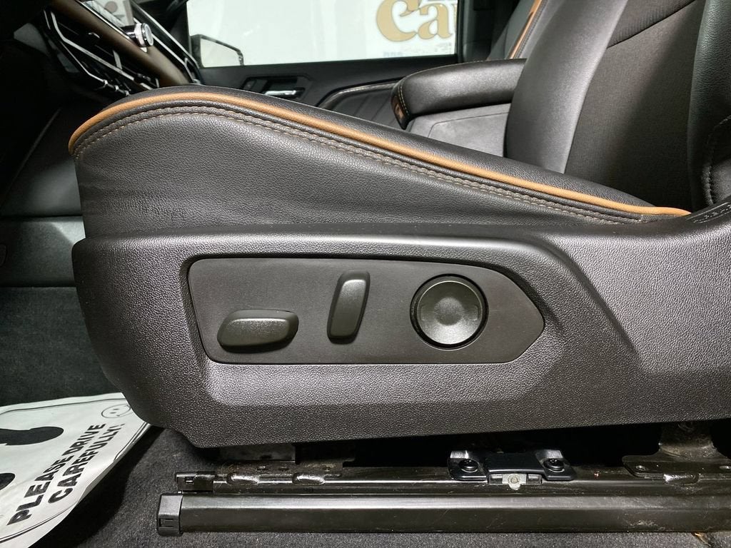 2023 GMC Canyon 4WD AT4