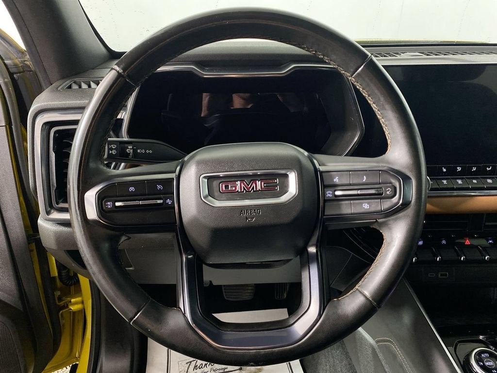 2023 GMC Canyon 4WD AT4