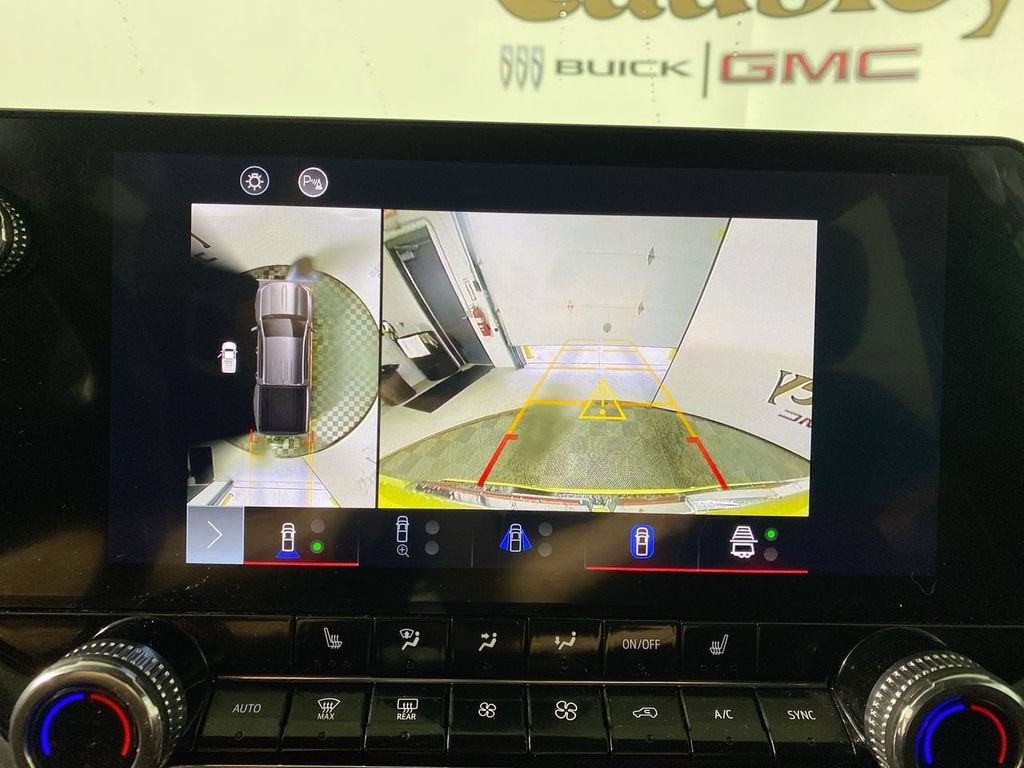 2023 GMC Canyon 4WD AT4