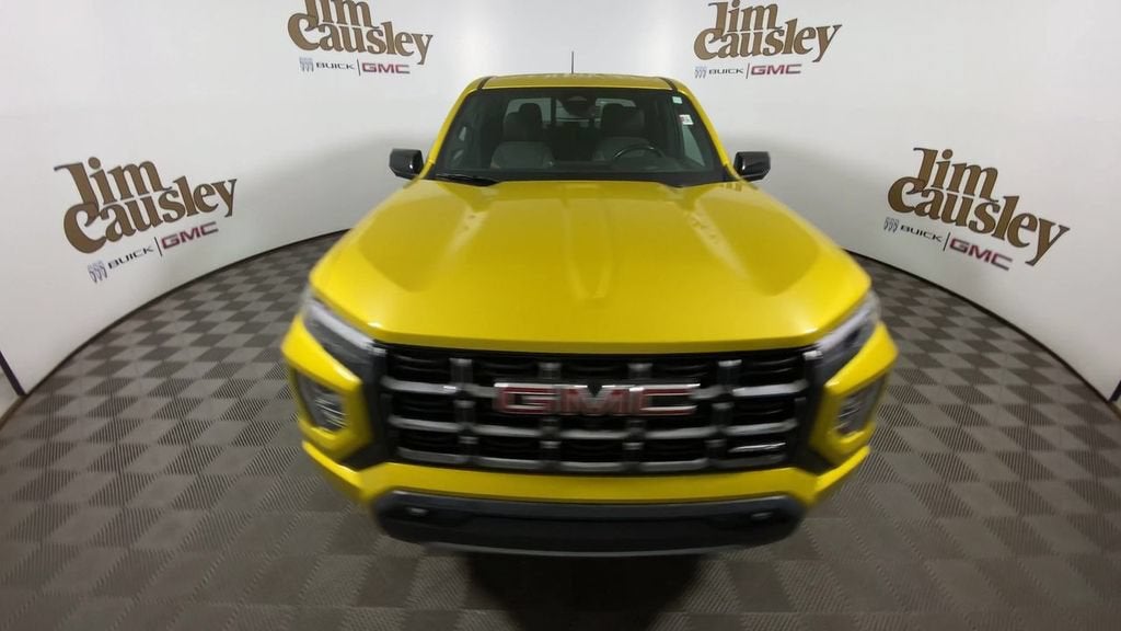 2023 GMC Canyon 4WD AT4