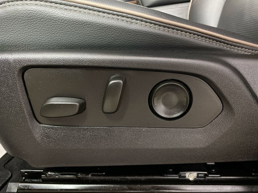 2023 GMC Canyon Denali