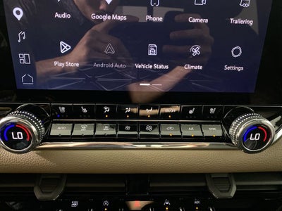 2023 GMC Canyon Denali