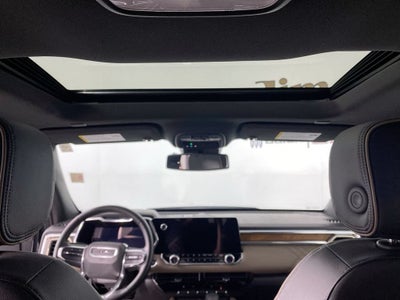 2023 GMC Canyon Denali