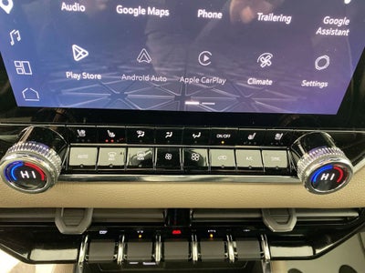 2023 GMC Canyon Denali