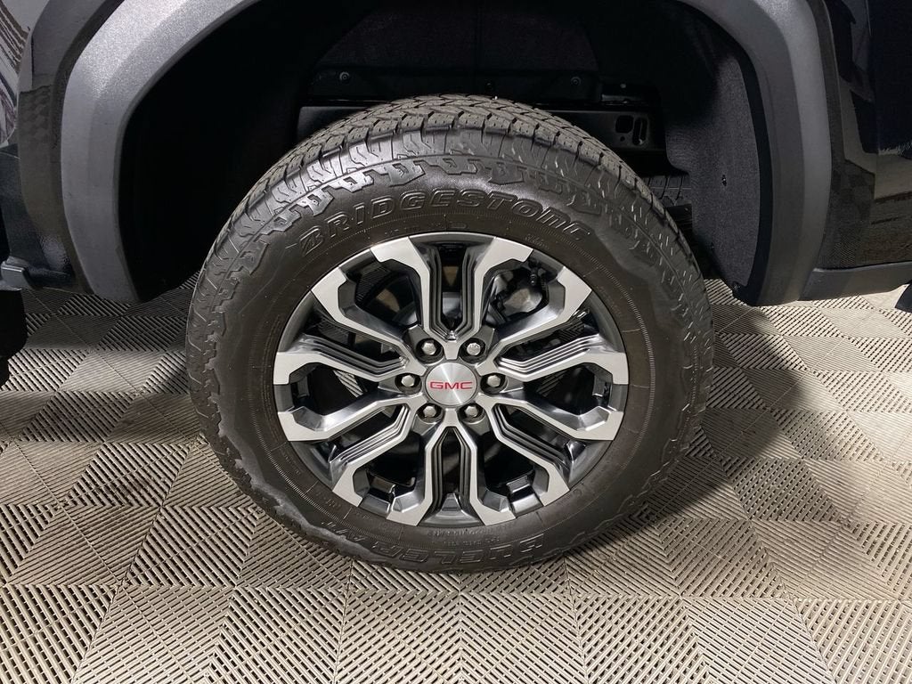 2023 GMC Canyon 4WD Denali