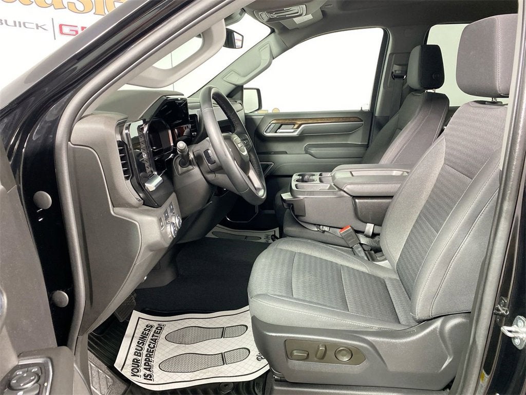 2023 GMC Sierra 1500 SLE