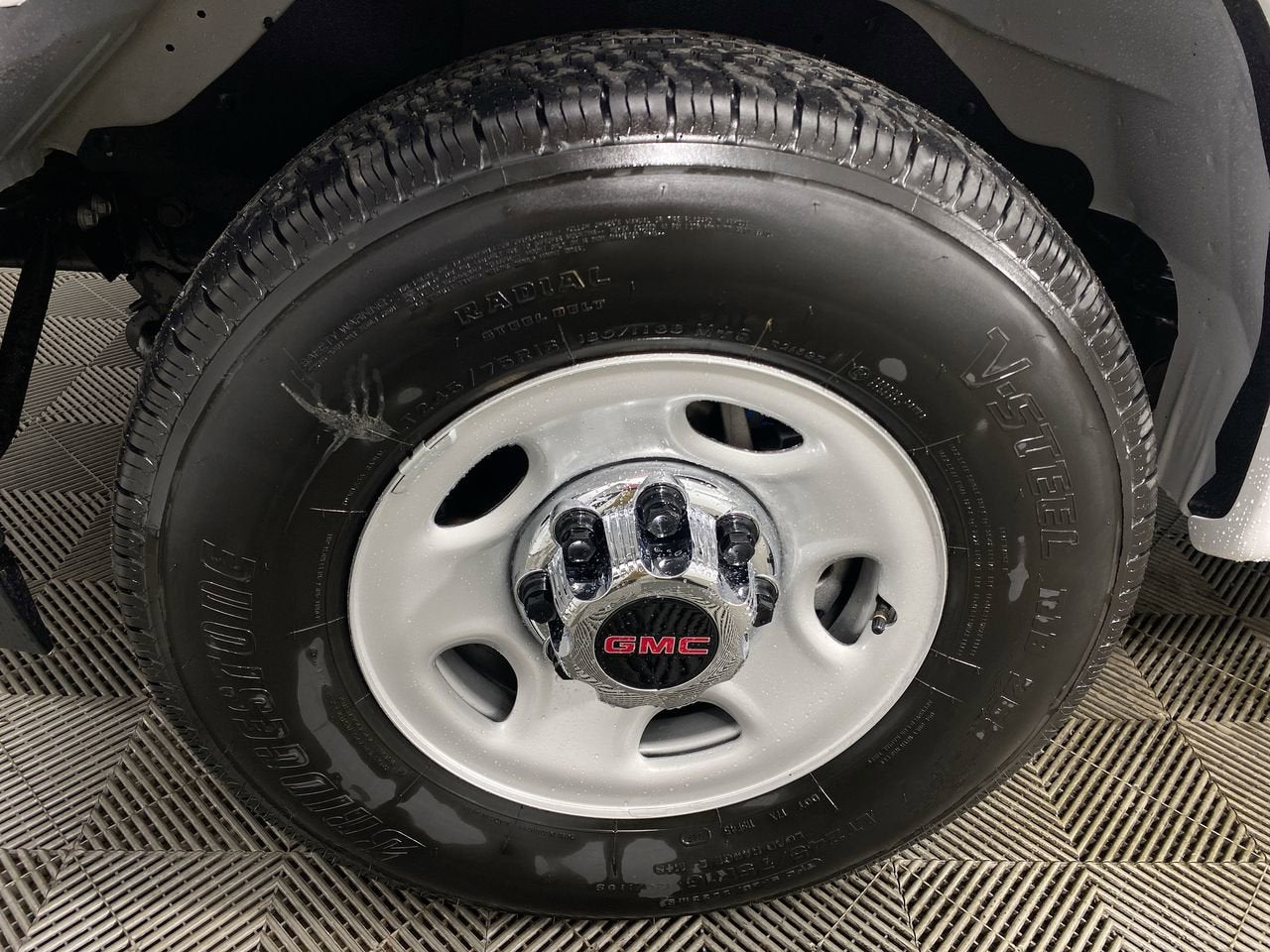 2025 GMC Savana Cargo 3500 Work Van