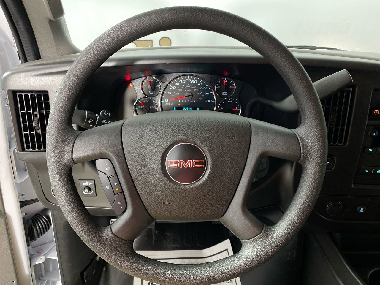 2025 GMC Savana Cargo 3500 Work Van