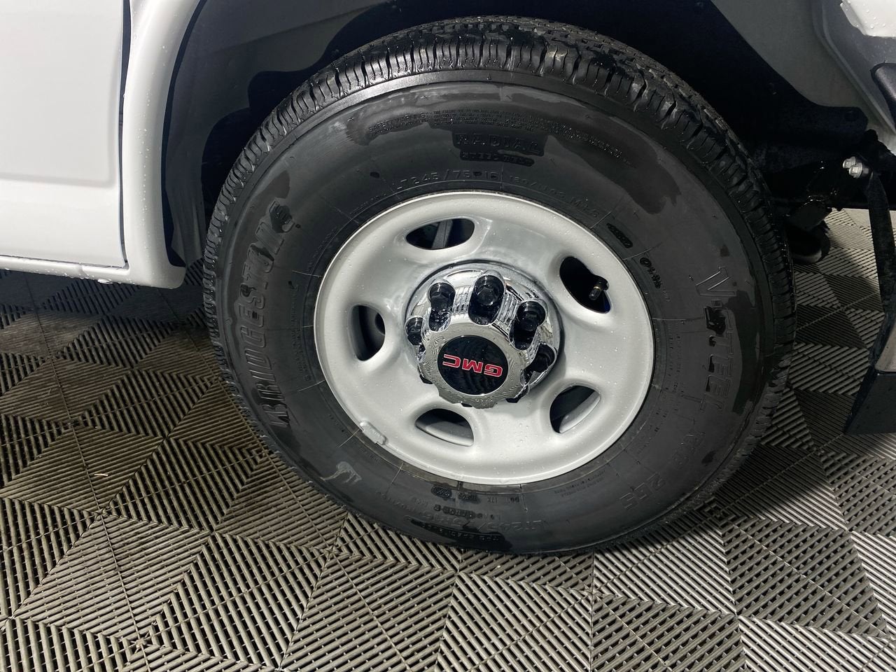 2025 GMC Savana Cargo 3500 Work Van