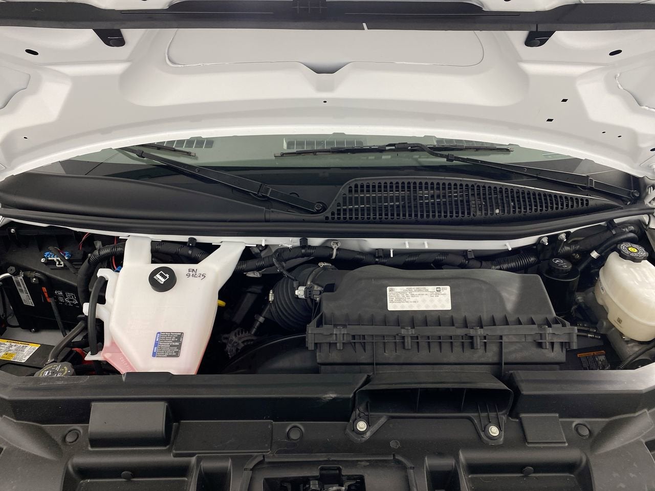 2025 GMC Savana Cargo Work Van