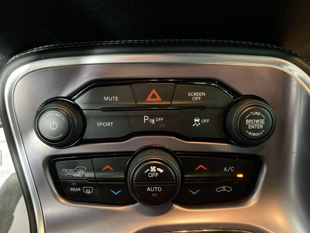 2019 Dodge Challenger SXT