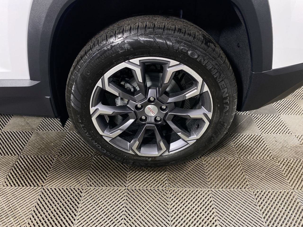 2027 GMC Terrain FWD Elevation