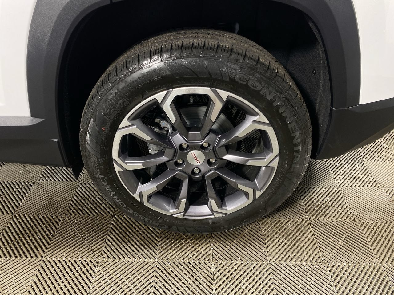 2027 GMC Terrain FWD Elevation