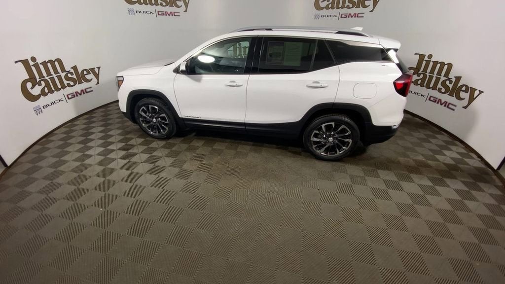 2023 GMC Terrain SLT