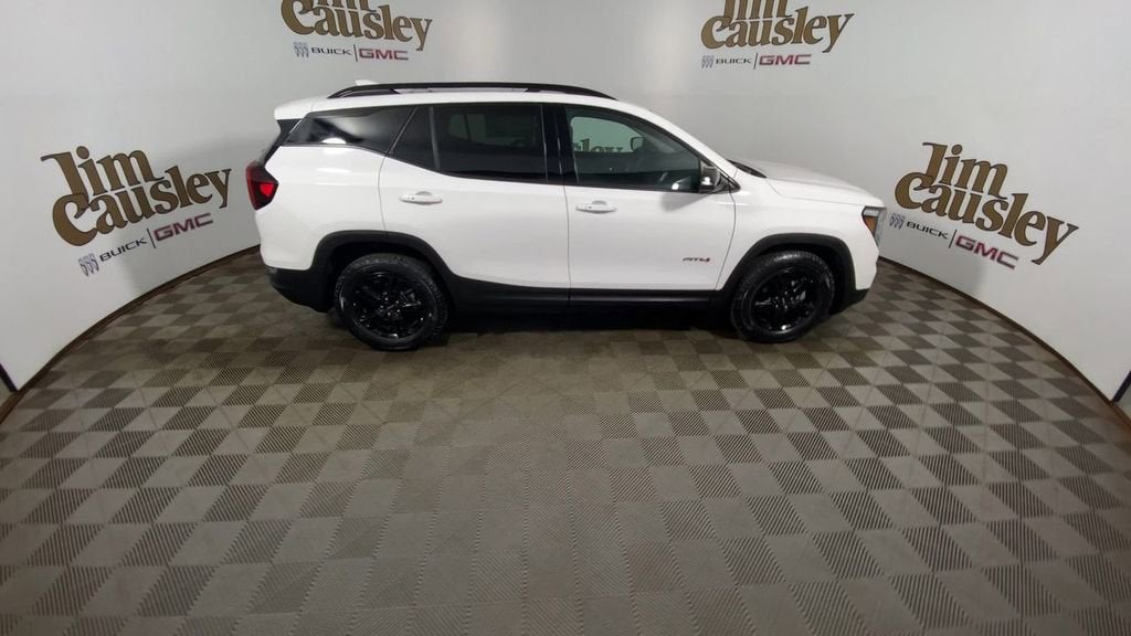 2024 GMC Terrain AT4