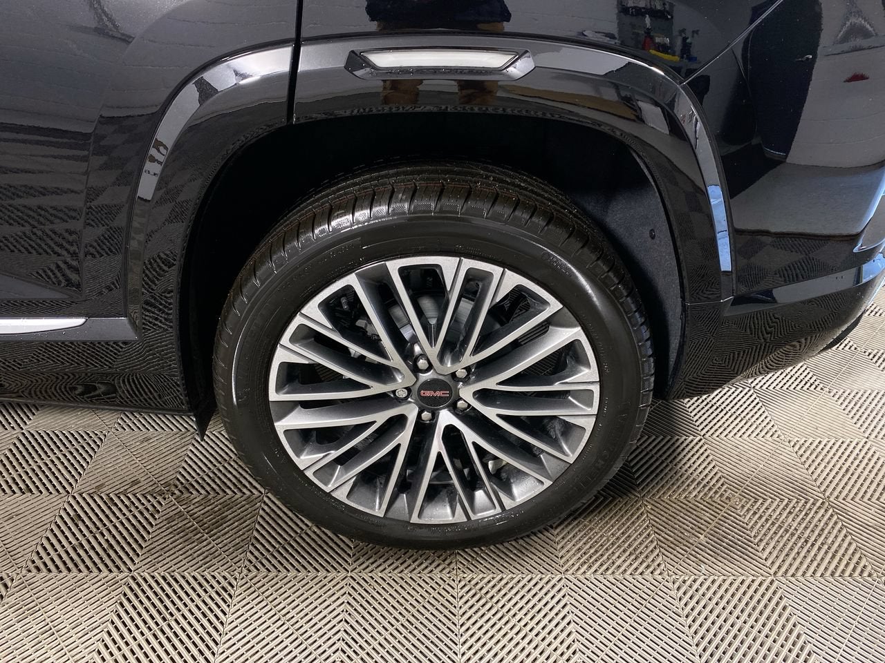 2027 GMC Terrain Denali - Photo 10