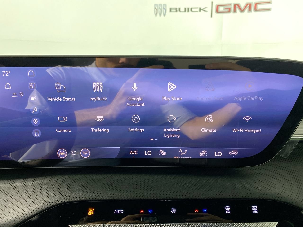 2027 Buick Enclave Preferred