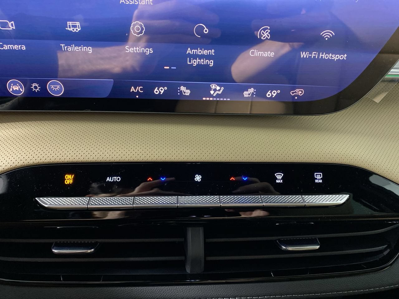 2027 Buick Enclave Preferred