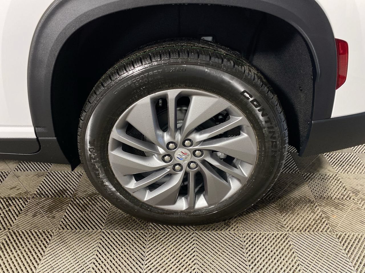 2027 Buick Enclave Preferred - Photo 10