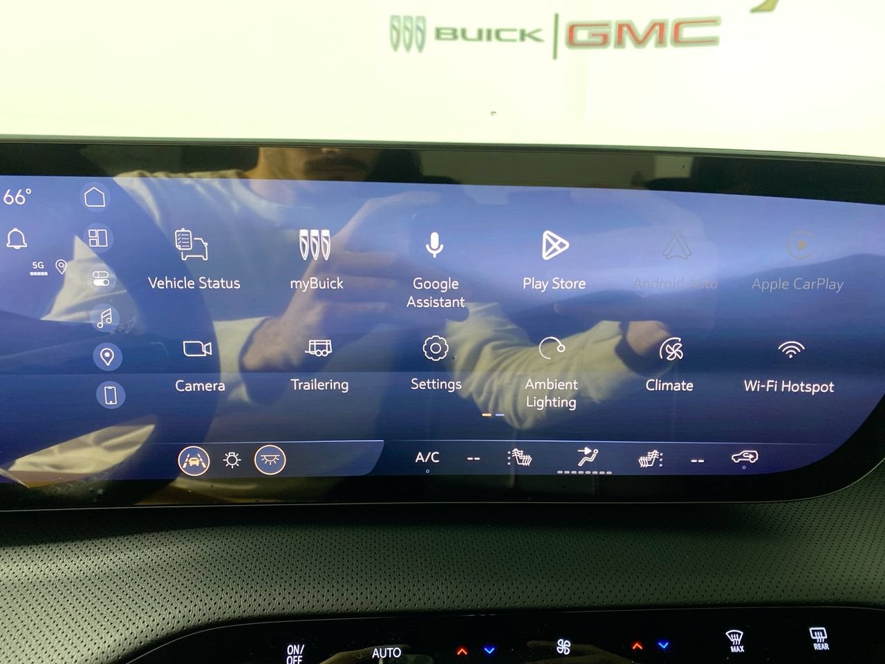 2027 Buick Enclave Preferred - Photo 16
