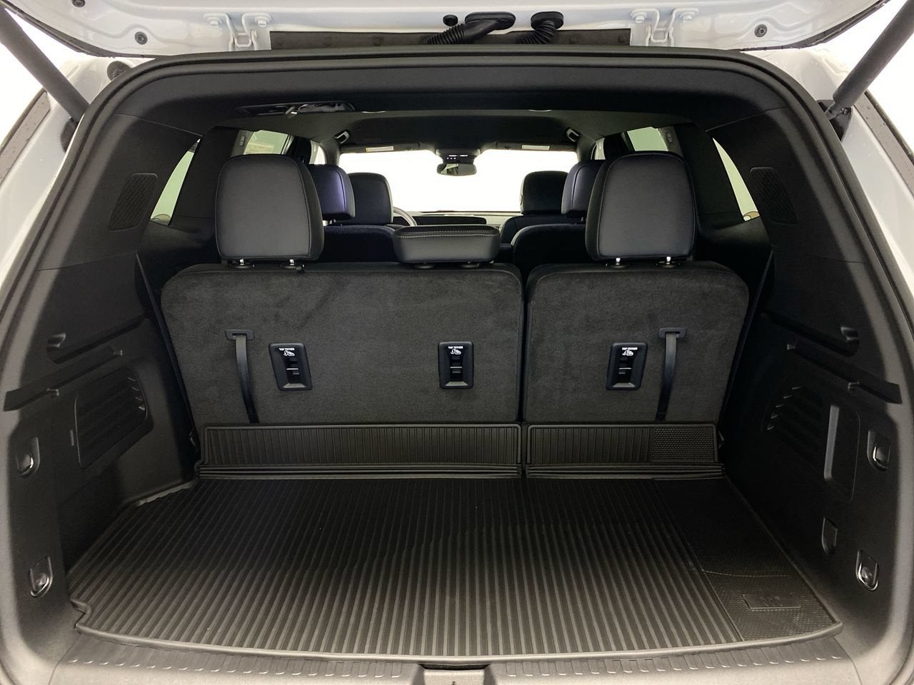 2027 Buick Enclave Preferred - Photo 23