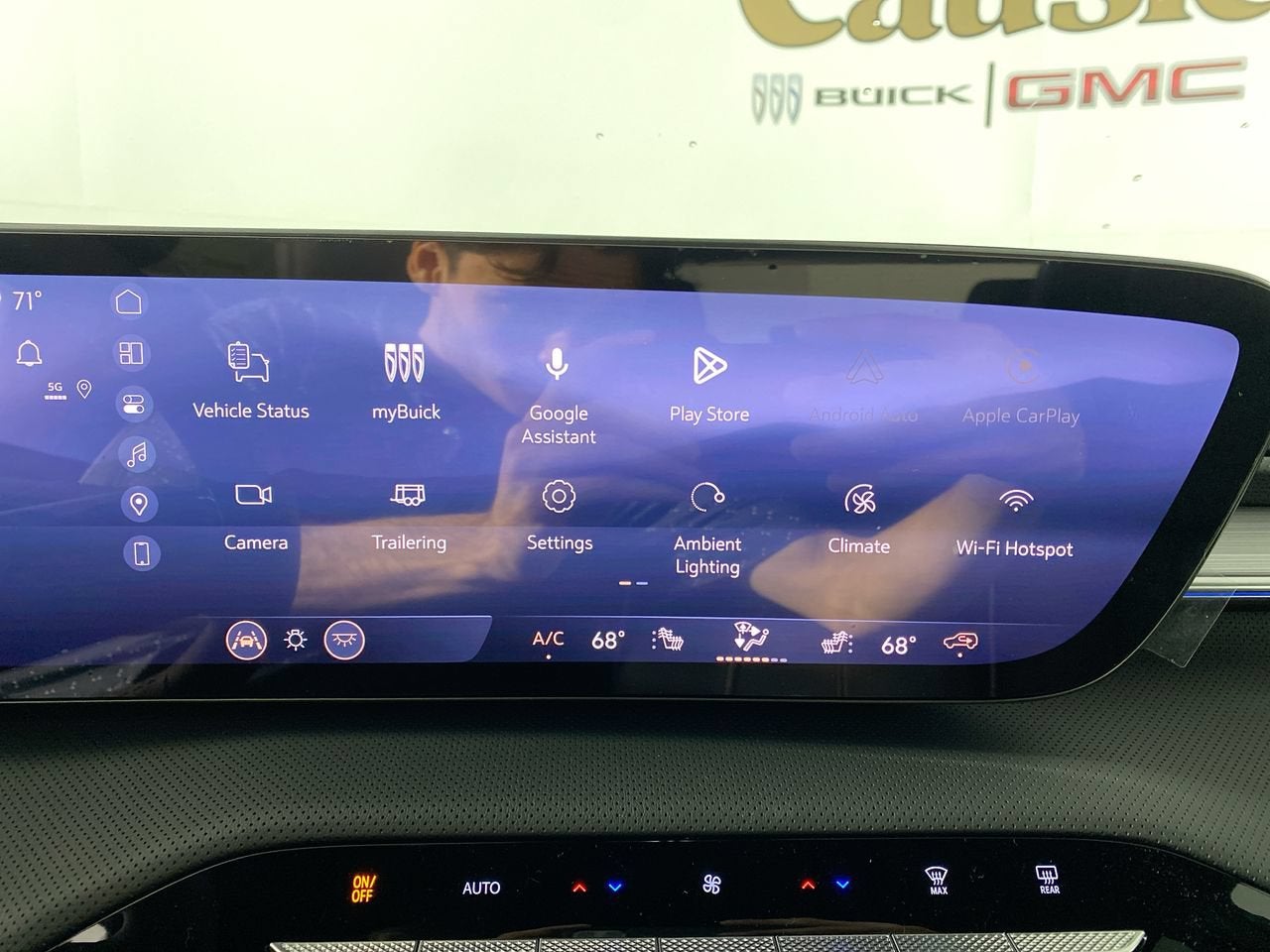 2027 Buick Enclave Preferred